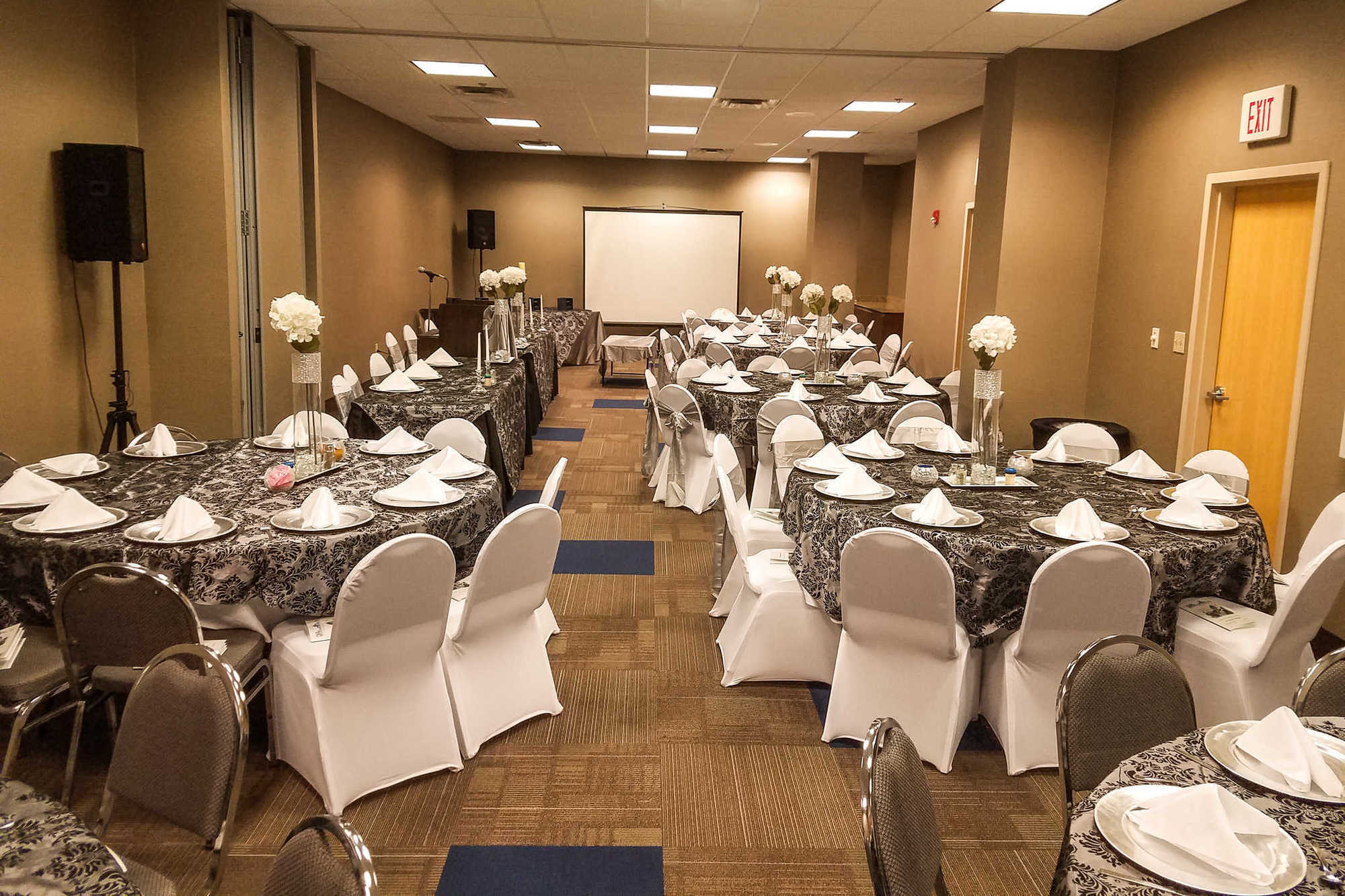 Comfort Inn & Suites Presidential Little Rock Facilities photo