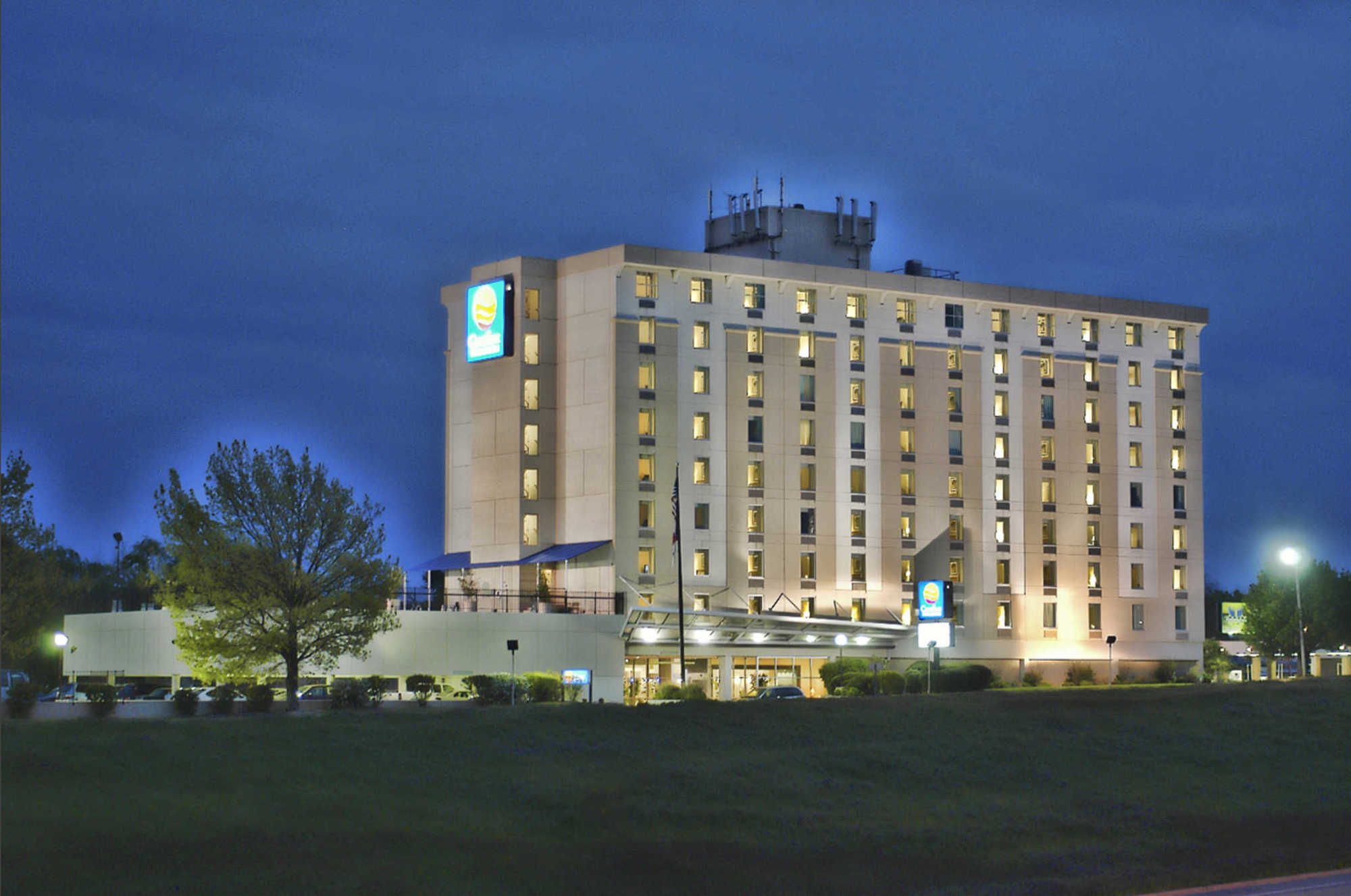 Comfort Inn & Suites Presidential Little Rock Exterior photo